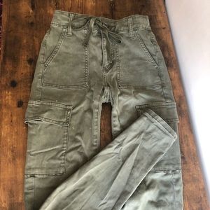 American Eagle Skinny Cargo Ankle Pants